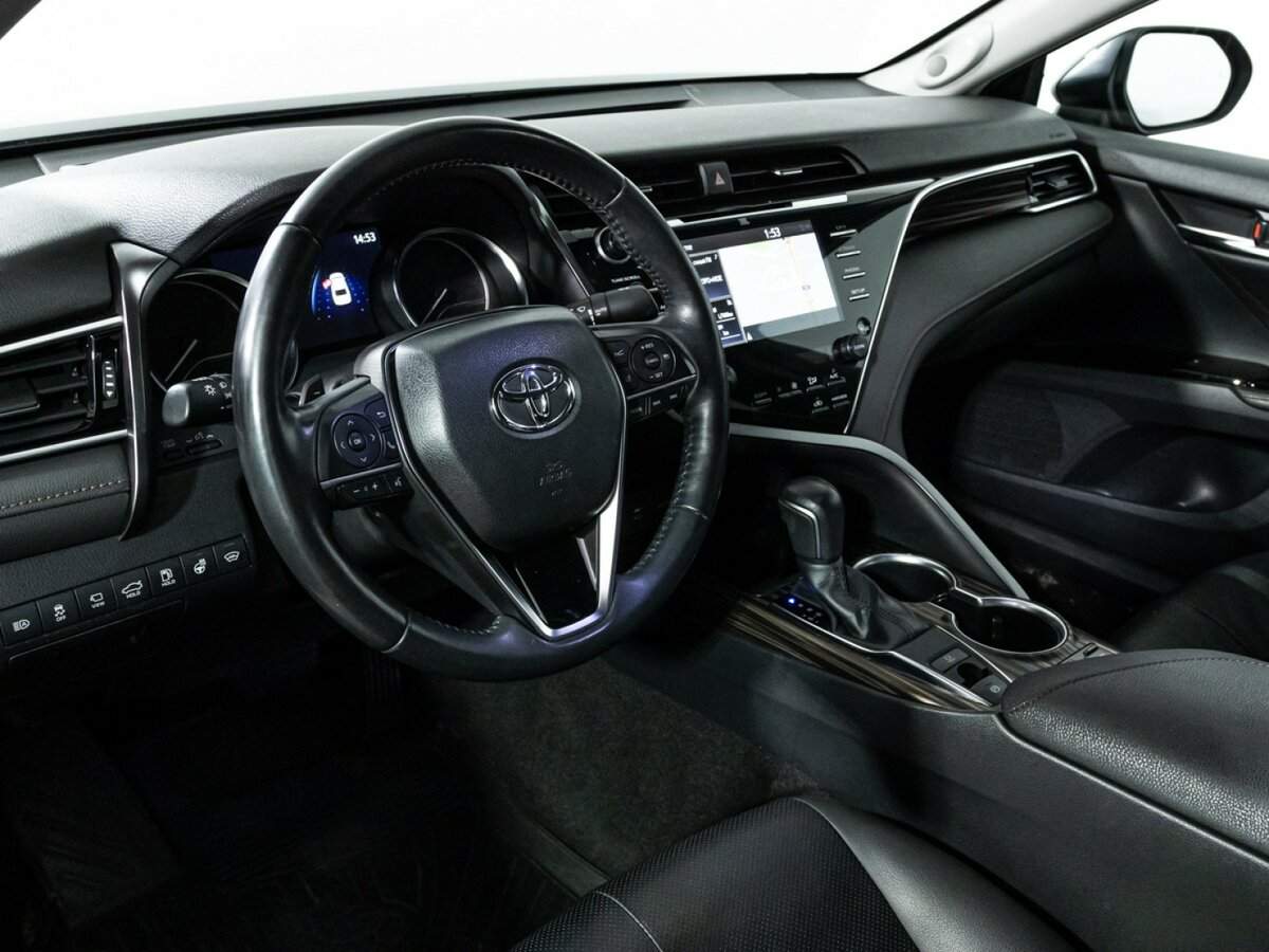 Toyota Camry, 2020 Фото №11