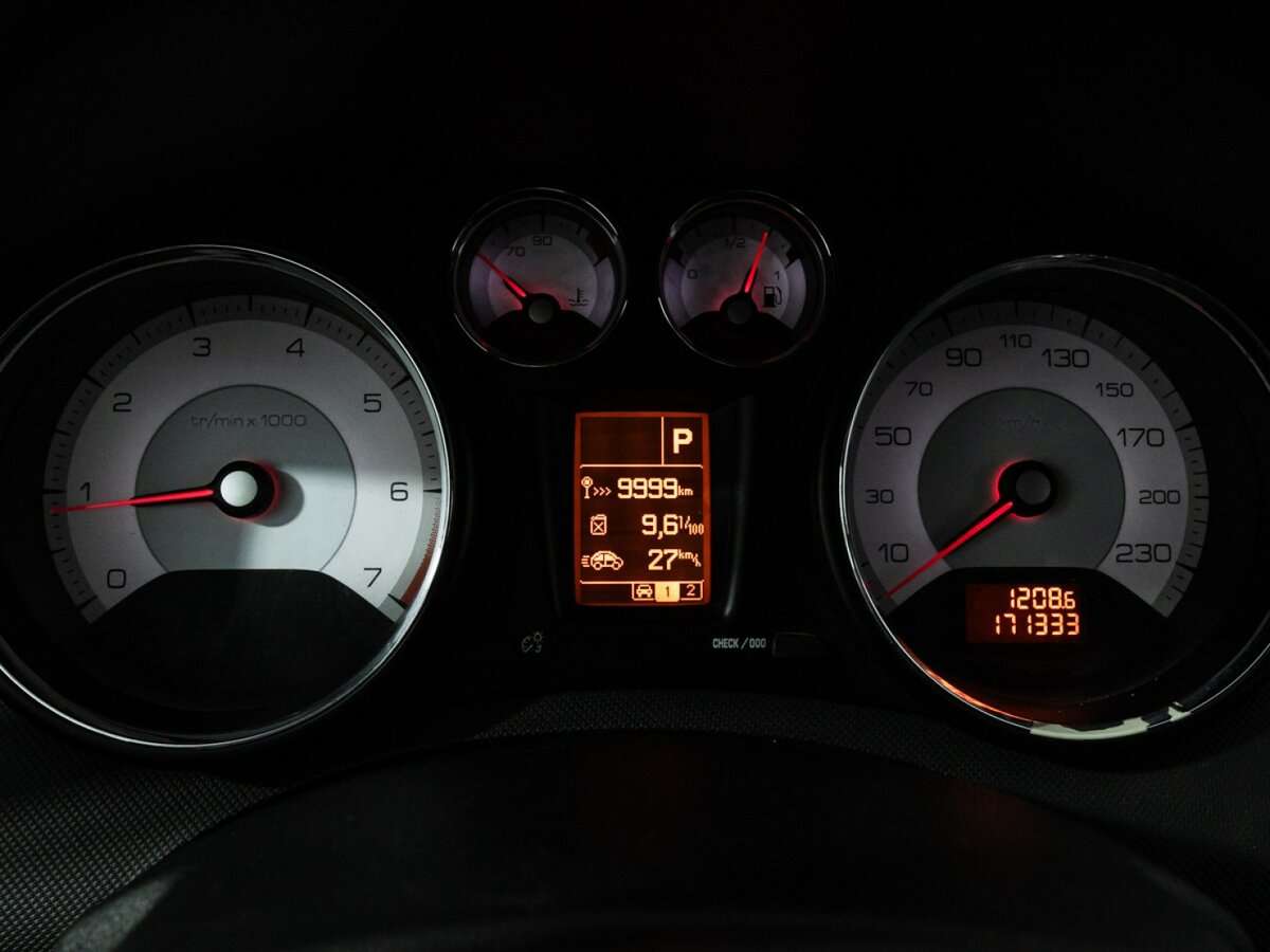 Peugeot 308, 2008 Фото №11