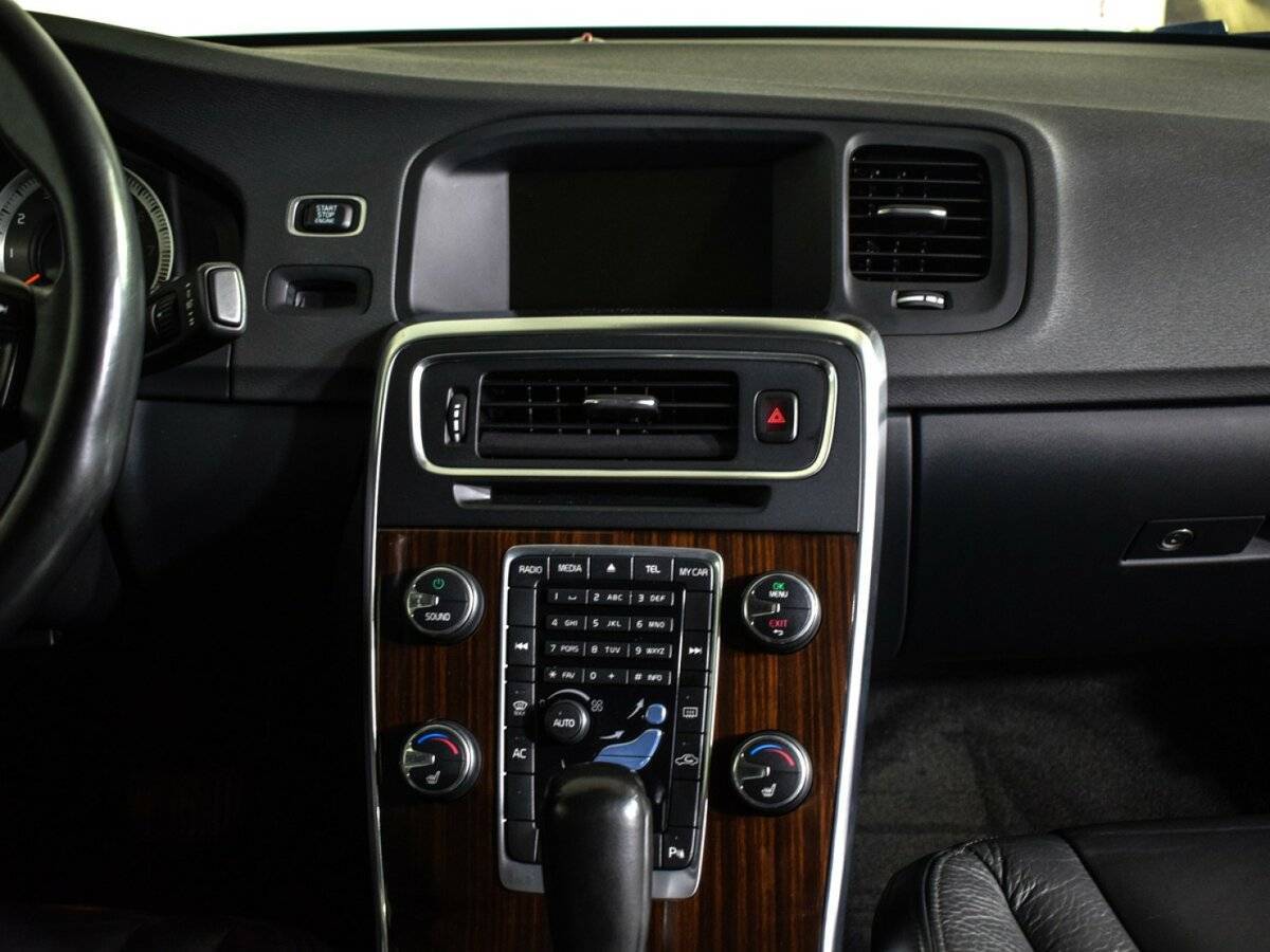 Volvo S60, 2011 Фото №7