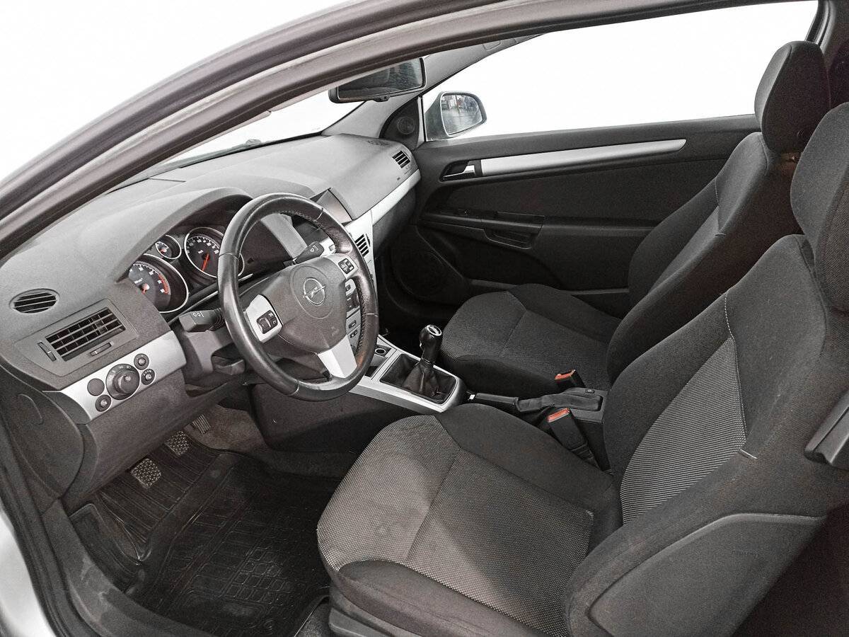 Opel Astra GTC, 2011 Фото №15