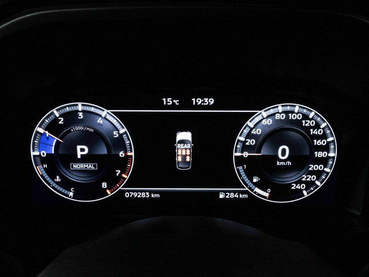 Mitsubishi Outlander, 2023 Фото №12