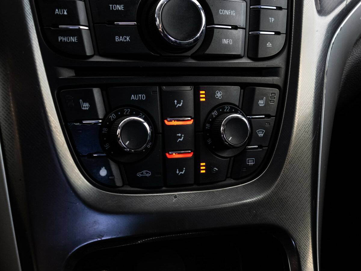 Opel Astra, 2011 Фото №12