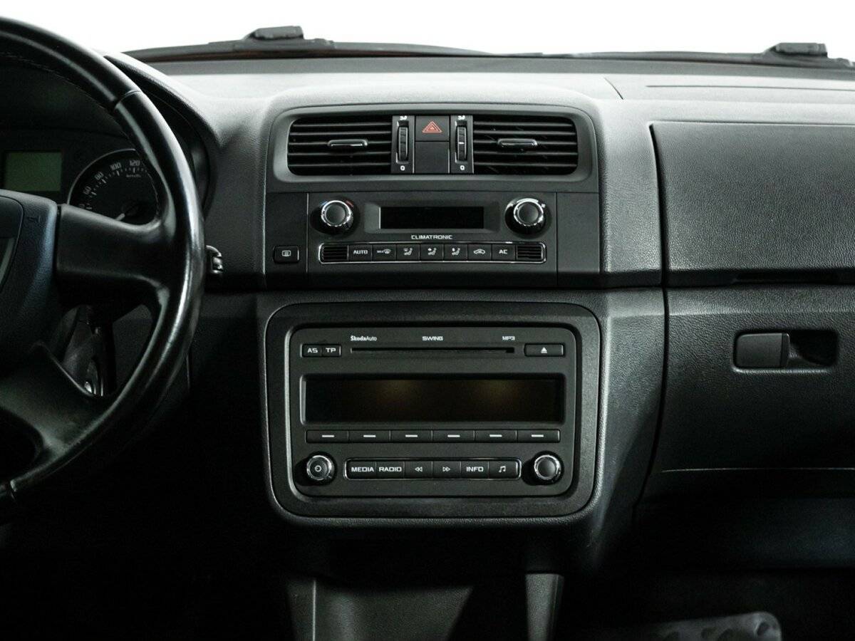 Skoda Fabia, 2011 Фото №14