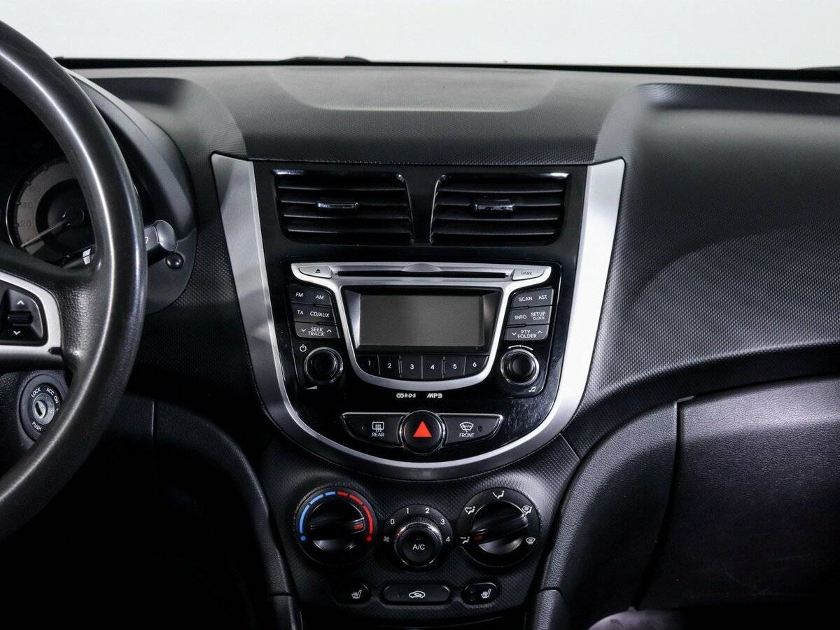 Hyundai Solaris, 2011 Фото №11