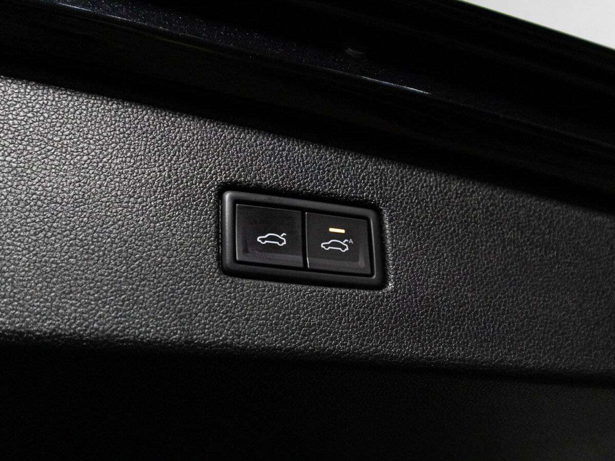 Volkswagen Tiguan, 2020 Фото №16