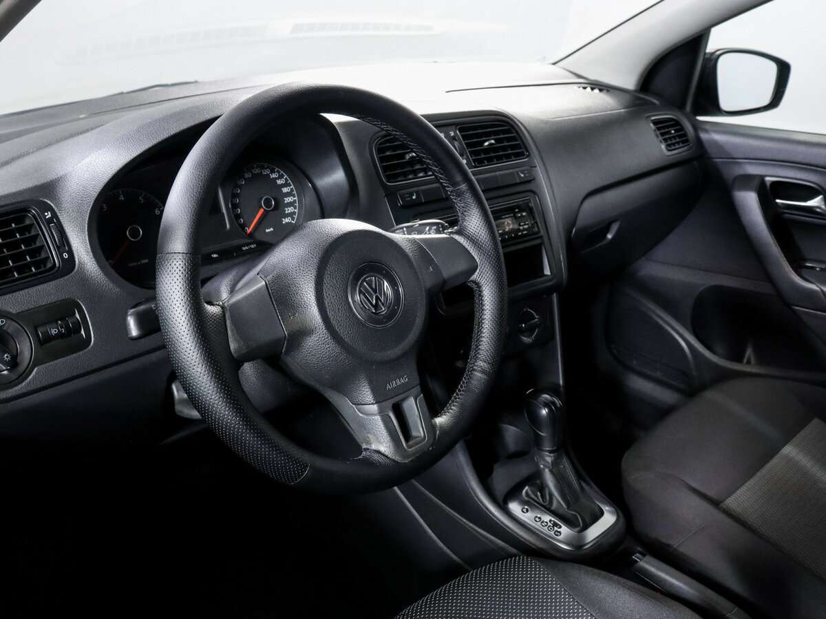 Volkswagen Polo, 2011 Фото №9