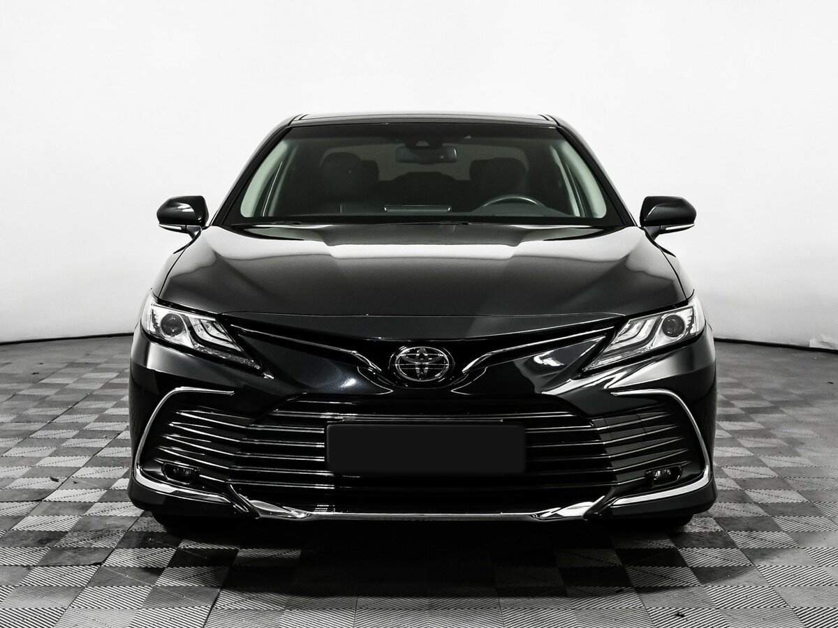 Toyota Camry, 2023 - 7 826 км. | Фото №2