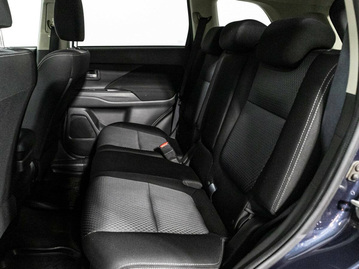 Mitsubishi Outlander, 2018 Фото №10