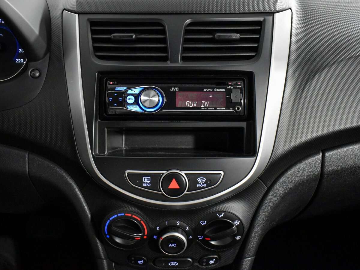 Hyundai Solaris, 2011 Фото №14