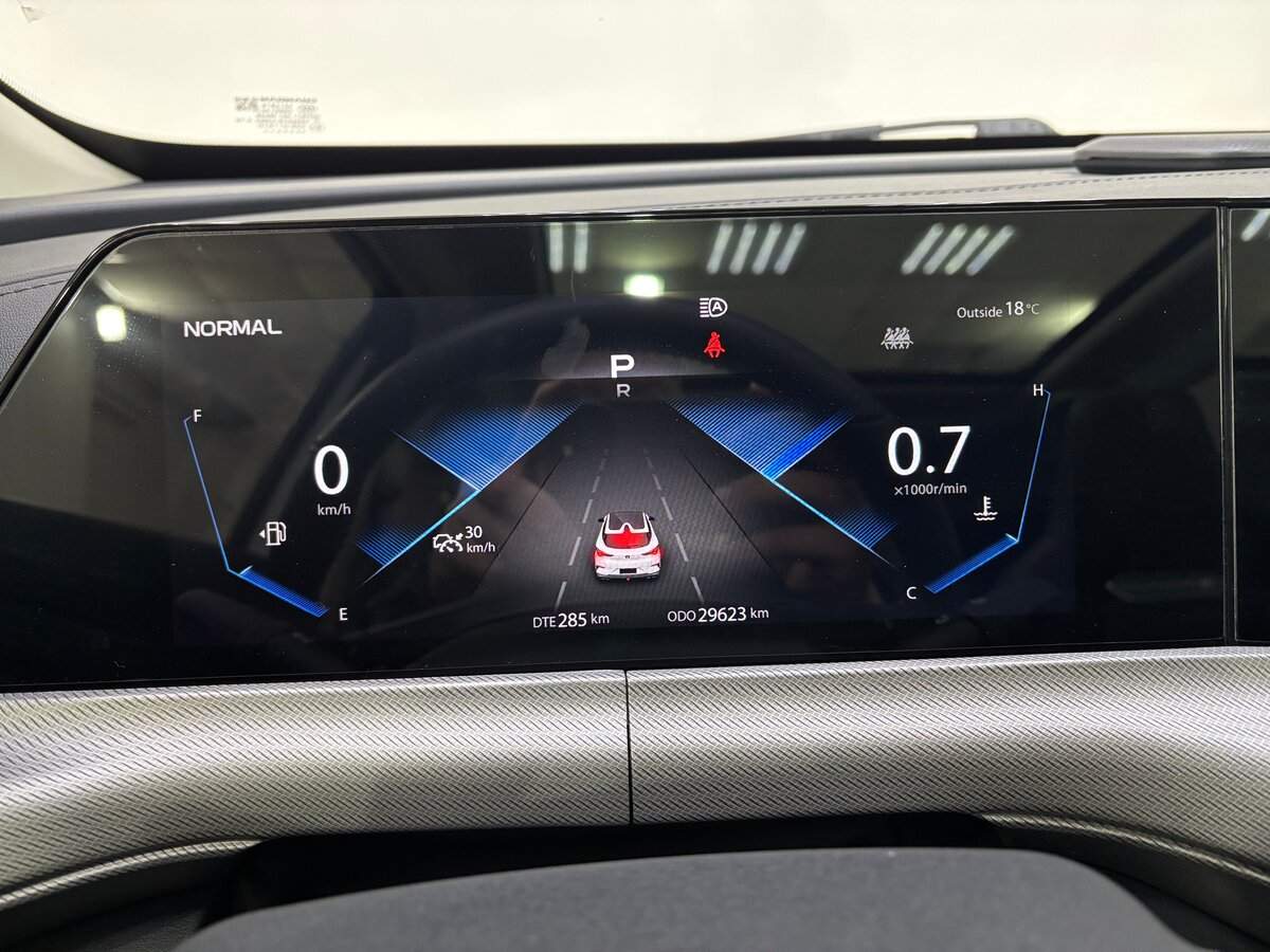 Changan UNI-T, 2023 Фото №16