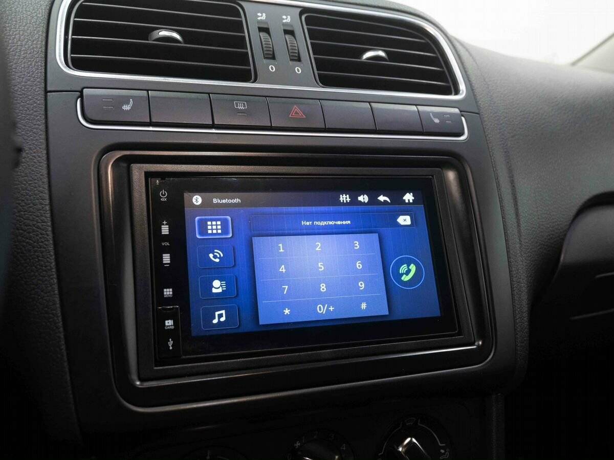 Volkswagen Polo, 2011 Фото №15