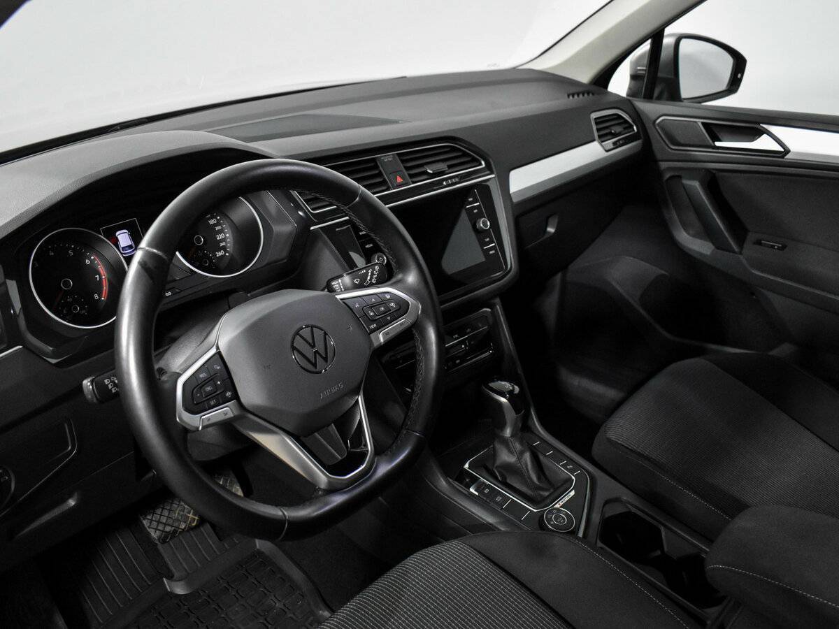 Volkswagen Tiguan, 2021 Фото №9