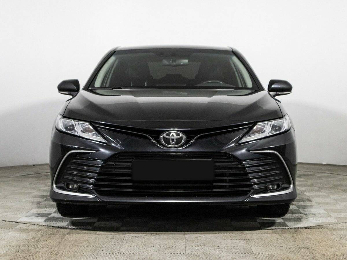 Toyota Camry, 2021 - 60 000 км. | Фото №2