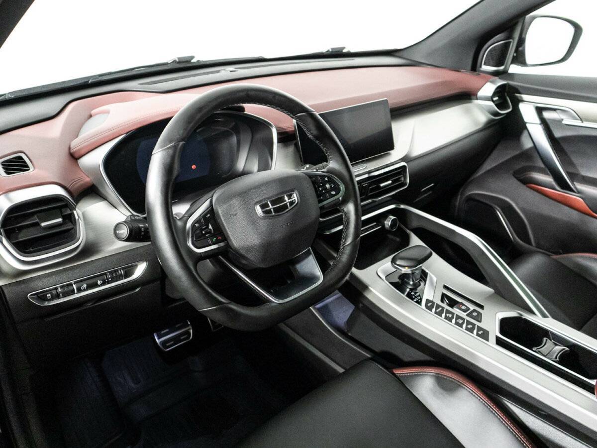 Geely Coolray, 2022 Фото №11