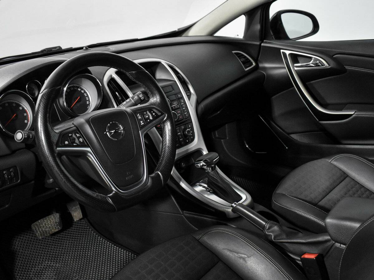 Opel Astra GTC, 2012 Фото №9