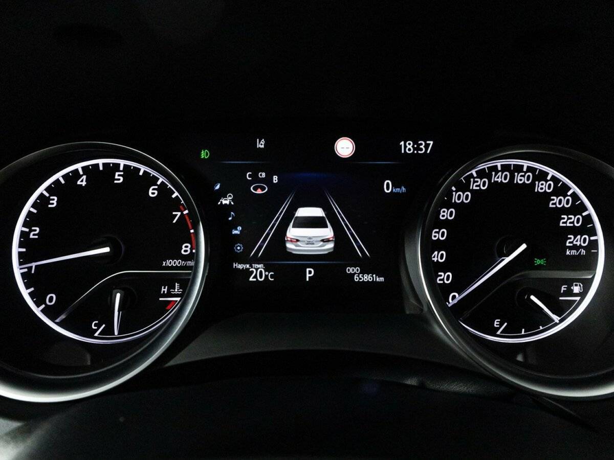 Toyota Camry, 2022 Фото №12