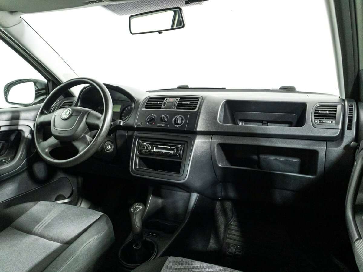 Skoda Fabia, 2011 Фото №9