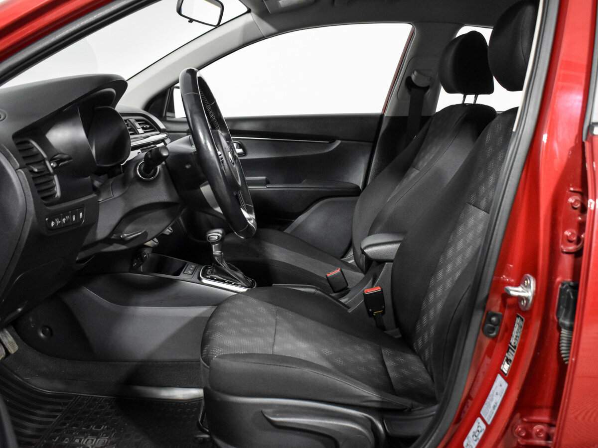 Kia Rio, 2018 Фото №13