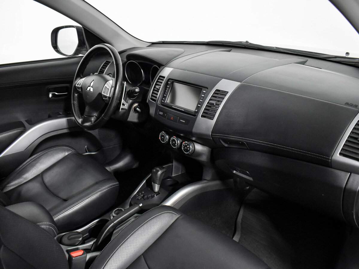 Mitsubishi Outlander, 2011 Фото №12