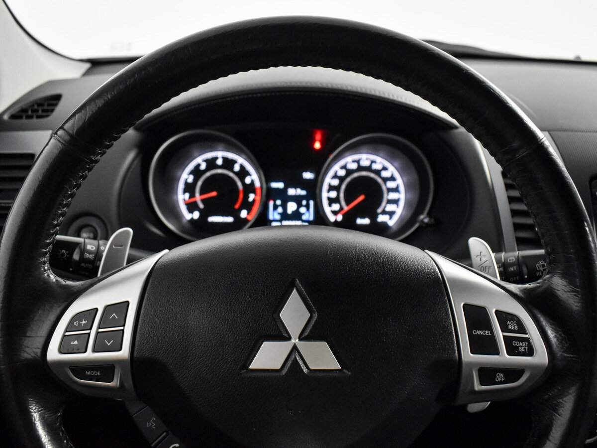 Mitsubishi Outlander, 2011 Фото №15