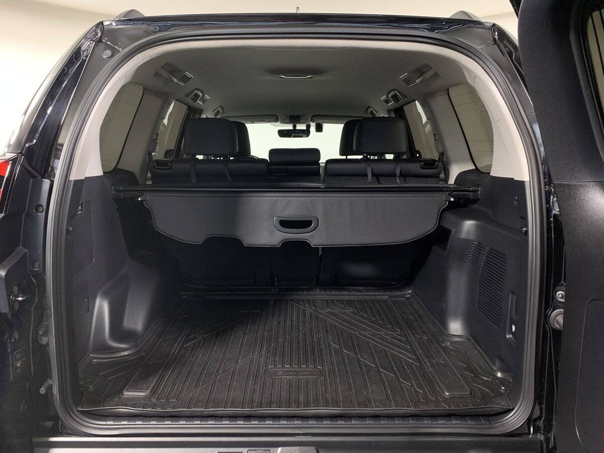 Toyota Land Cruiser Prado, 2018 Фото №19