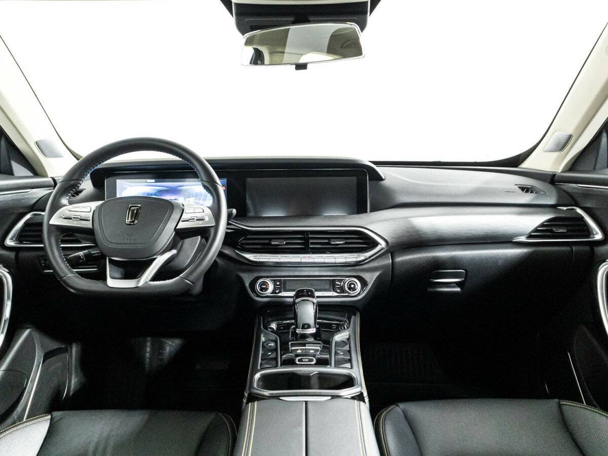 FAW Bestune T77, 2022 Фото №13