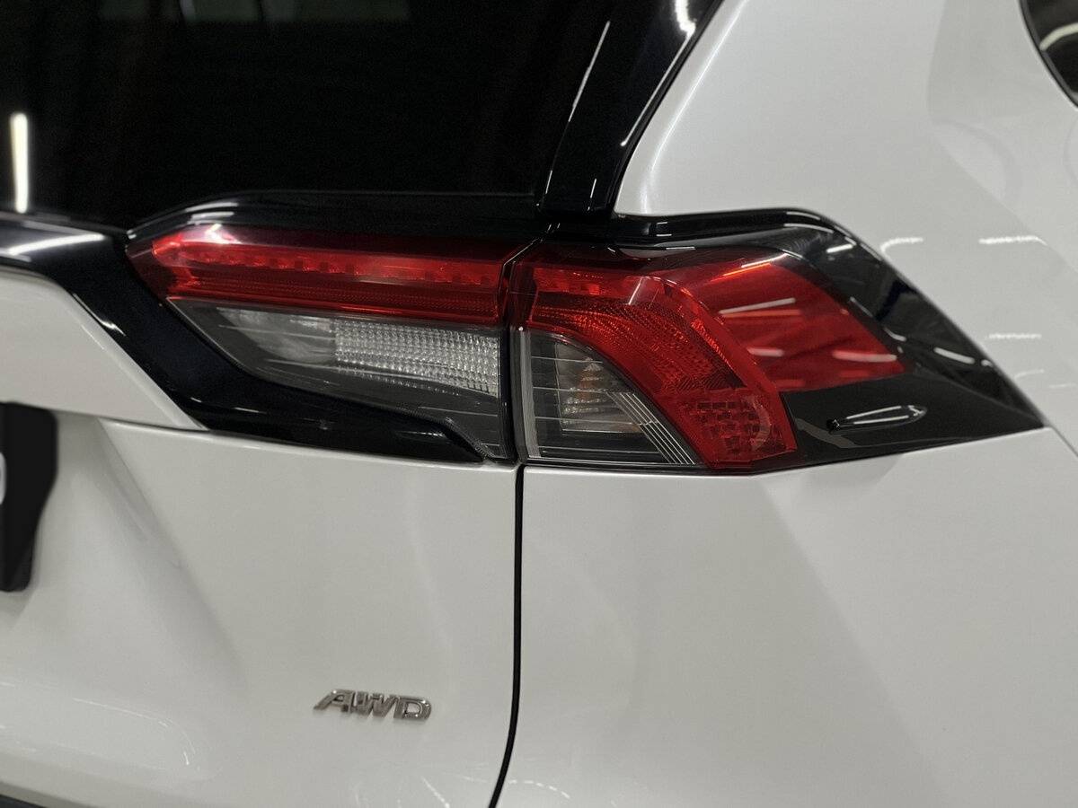 Toyota RAV4, 2021 Фото №9