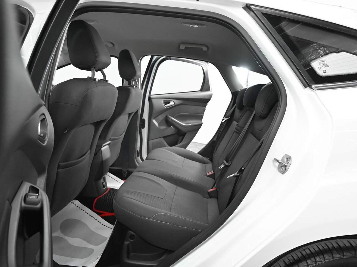 Ford Focus, 2011 Фото №13