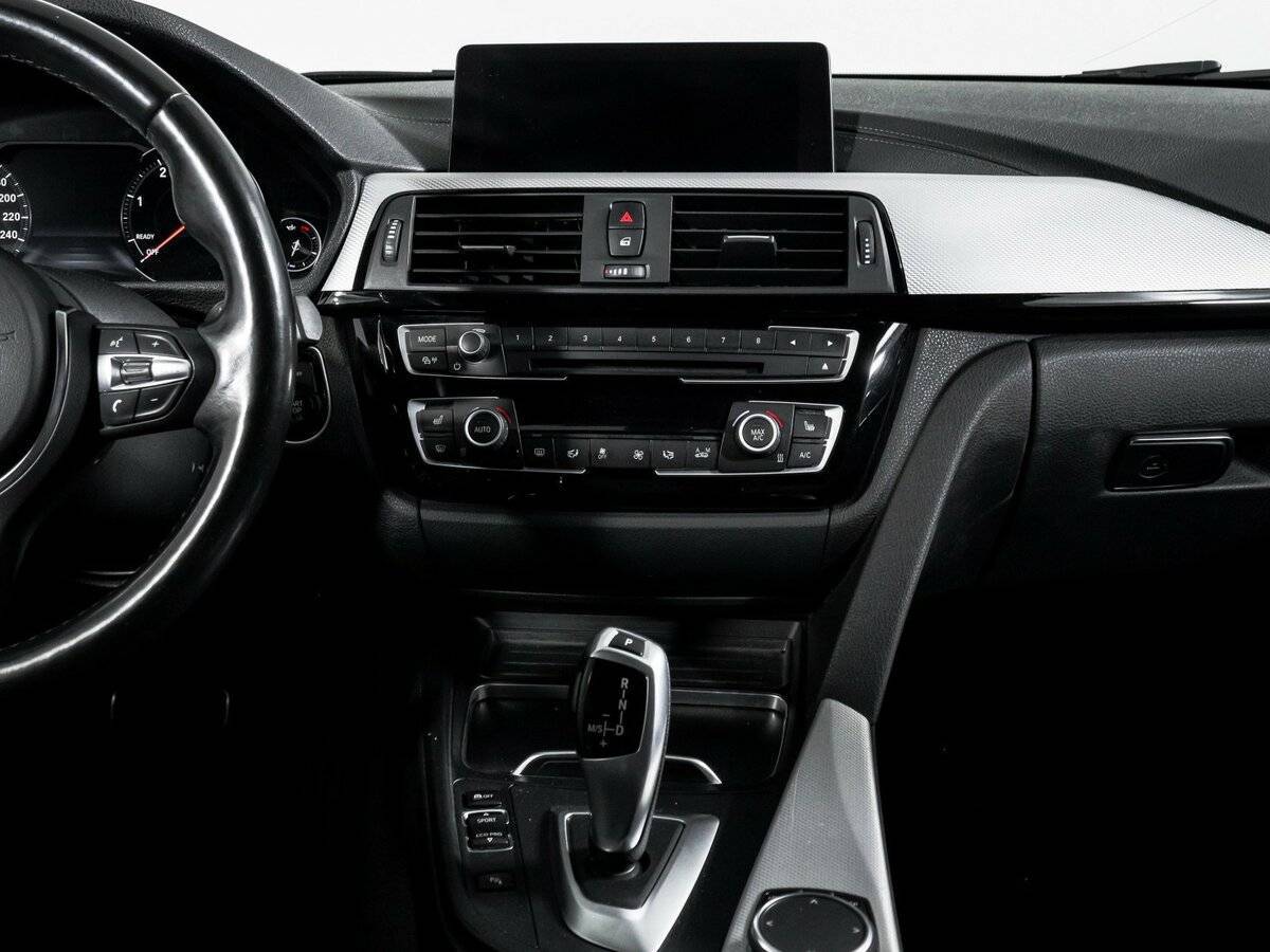 BMW 3 серии 320d xDrive, 2018 Фото №12
