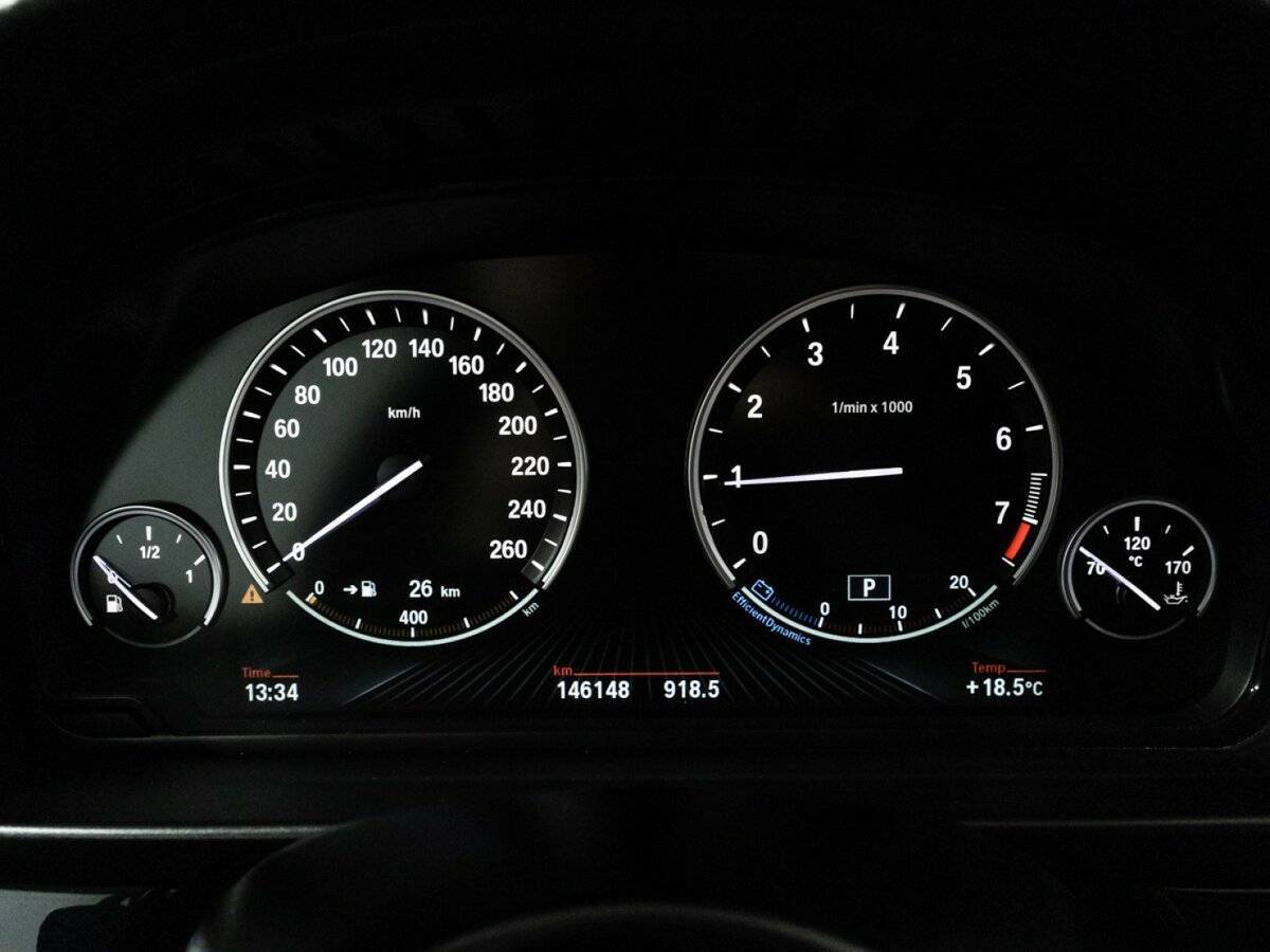 BMW 5 серии 520i, 2014 Фото №12