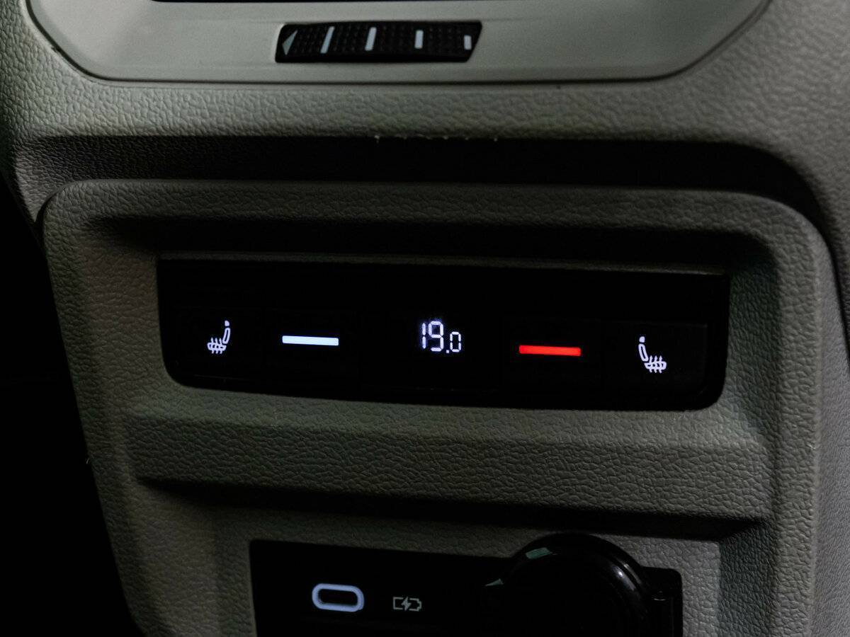 Volkswagen Tiguan, 2020 Фото №17