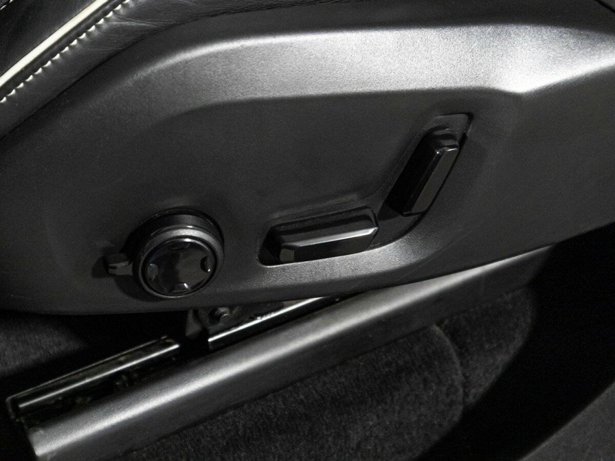 Volvo XC90, 2017 Фото №17