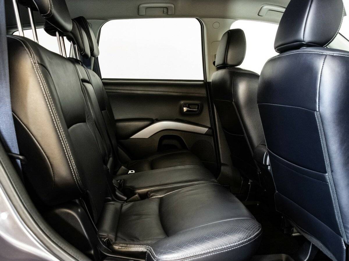 Mitsubishi Outlander, 2010 Фото №17