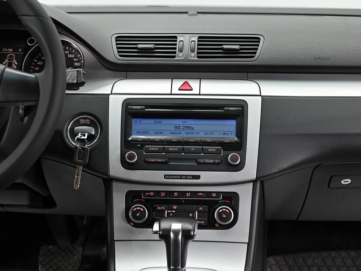 Volkswagen Passat, 2010 Фото №10