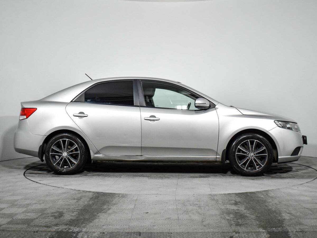 Kia Cerato 6-speed, 2010 - 210 103 км. | Фото №4