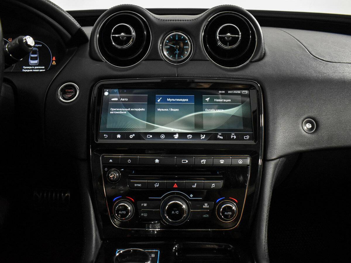 Jaguar XJ Long, 2016 Фото №19