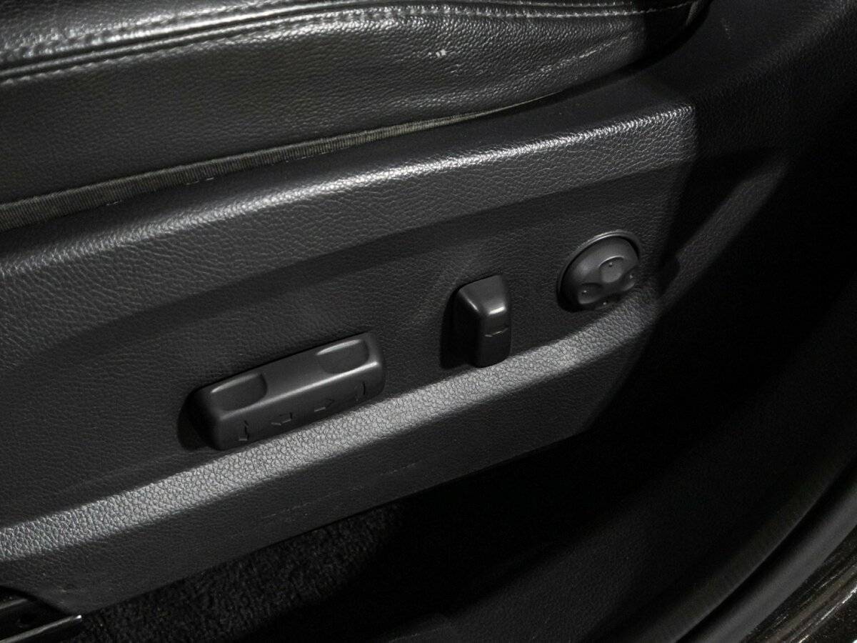 Hyundai Santa Fe, 2017 Фото №15