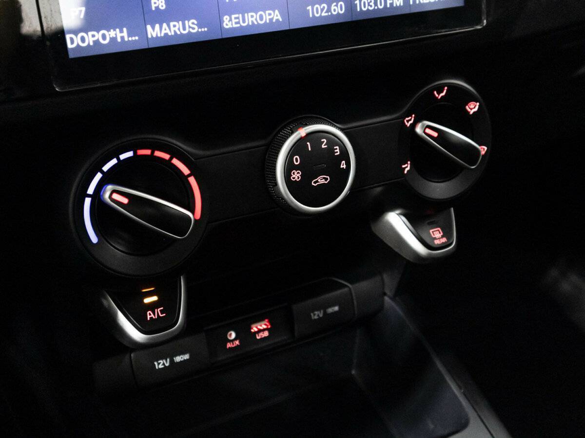 Kia Rio X-Line, 2018 Фото №18