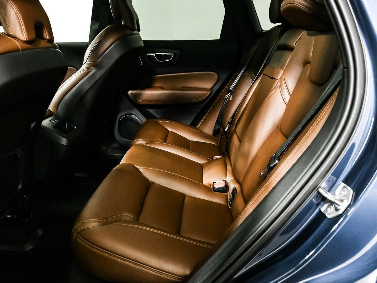 Volvo XC60, 2021 Фото №12