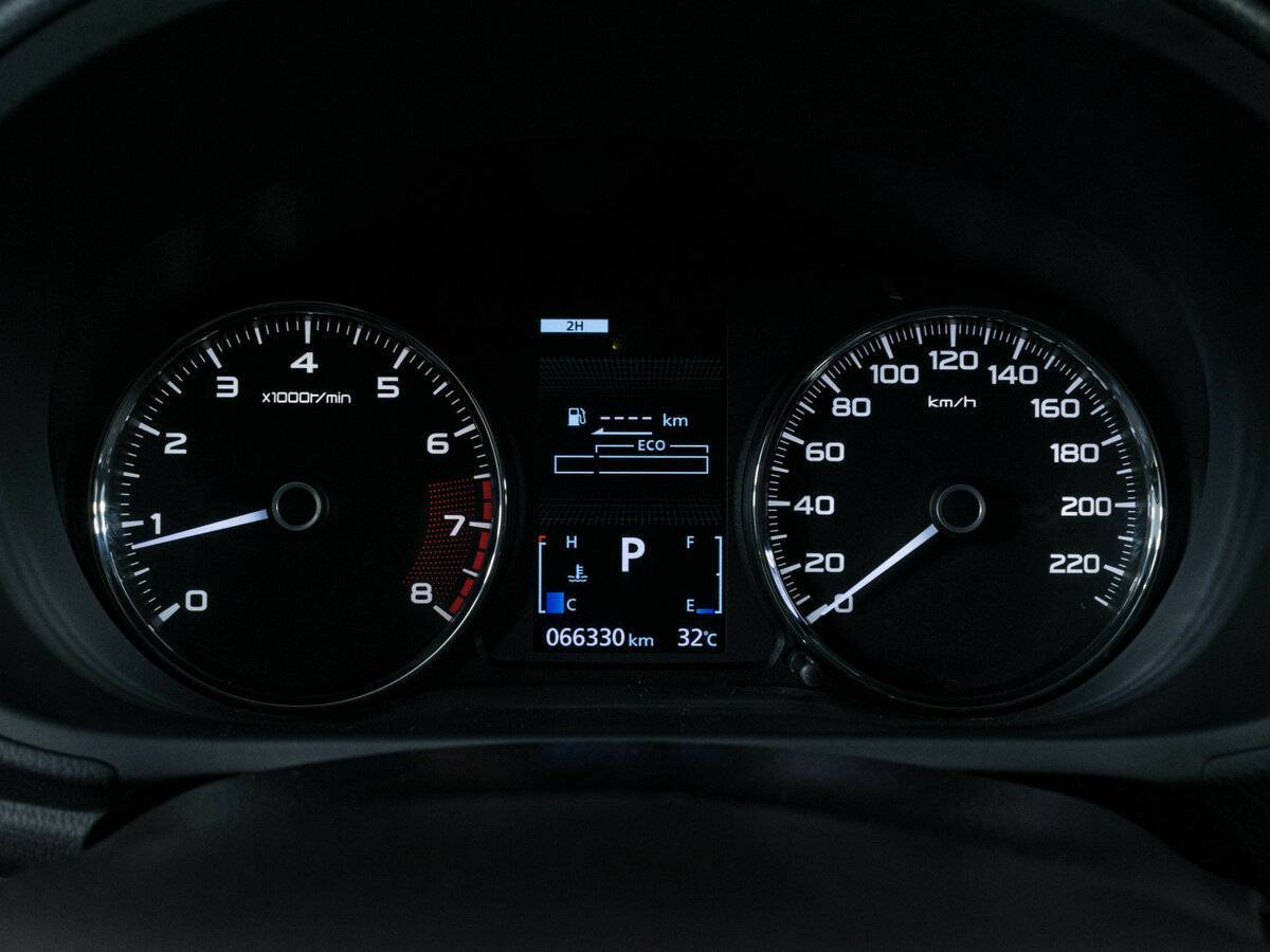 Mitsubishi Pajero Sport, 2020 Фото №11