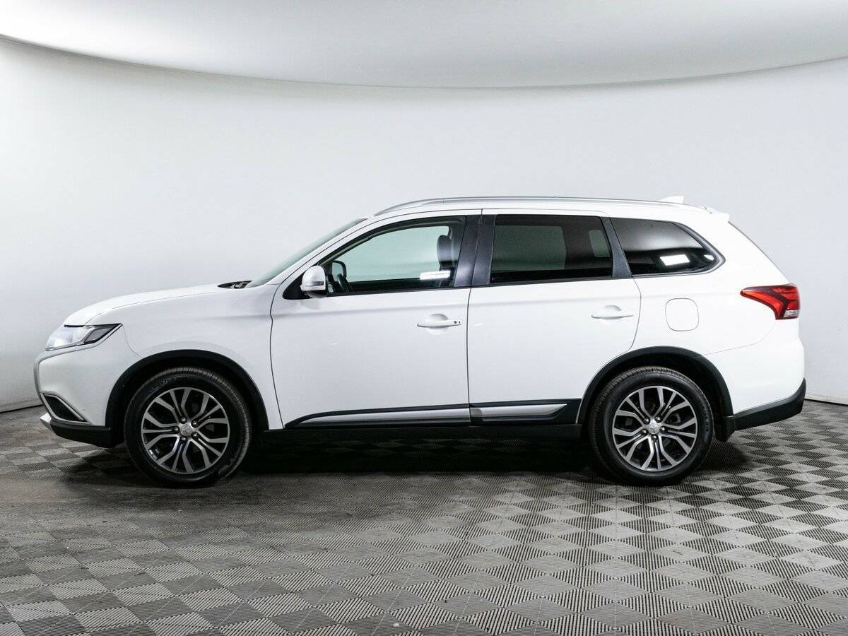 Mitsubishi Outlander, 2018 Фото №8
