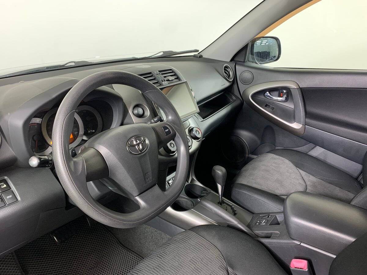 Toyota RAV4, 2010 Фото №11