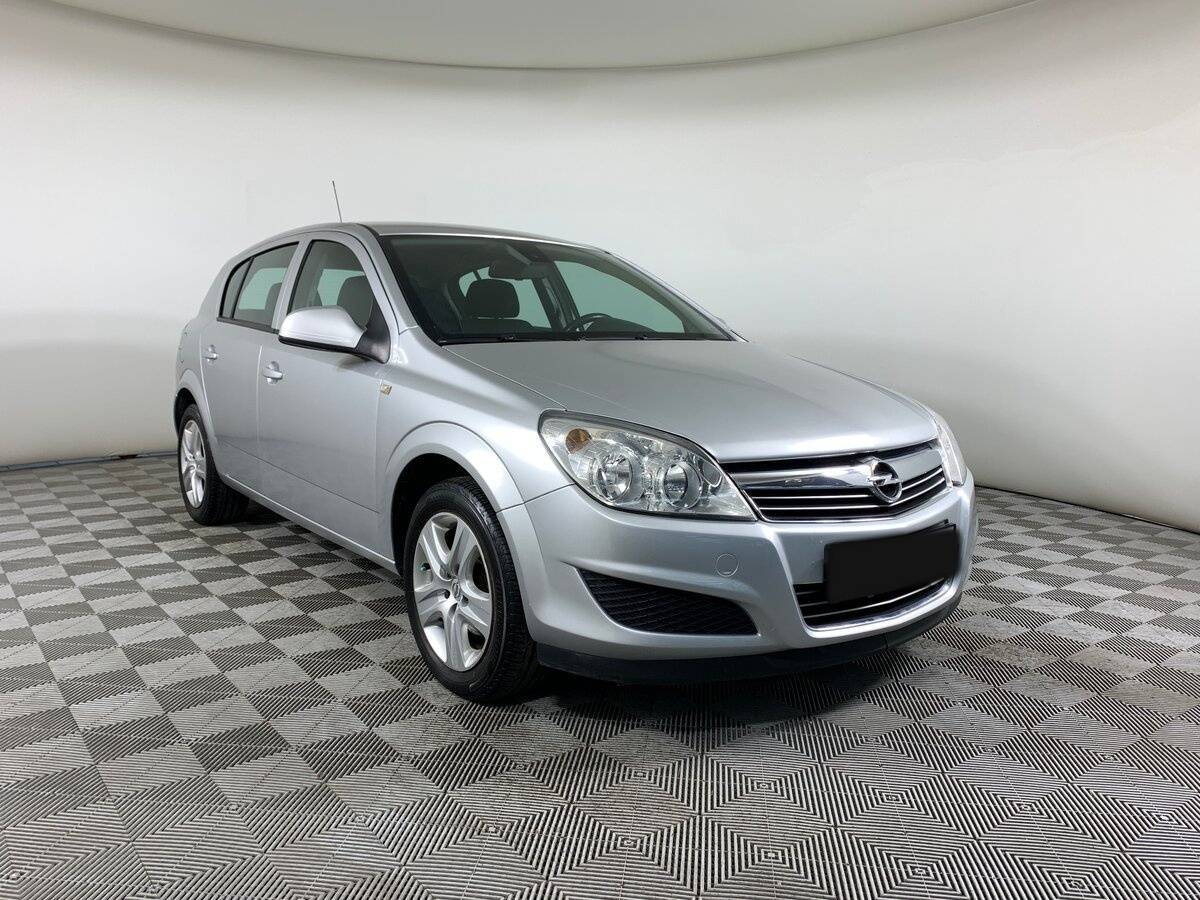 Opel Astra, 2010 - 156 634 км. | Фото №3