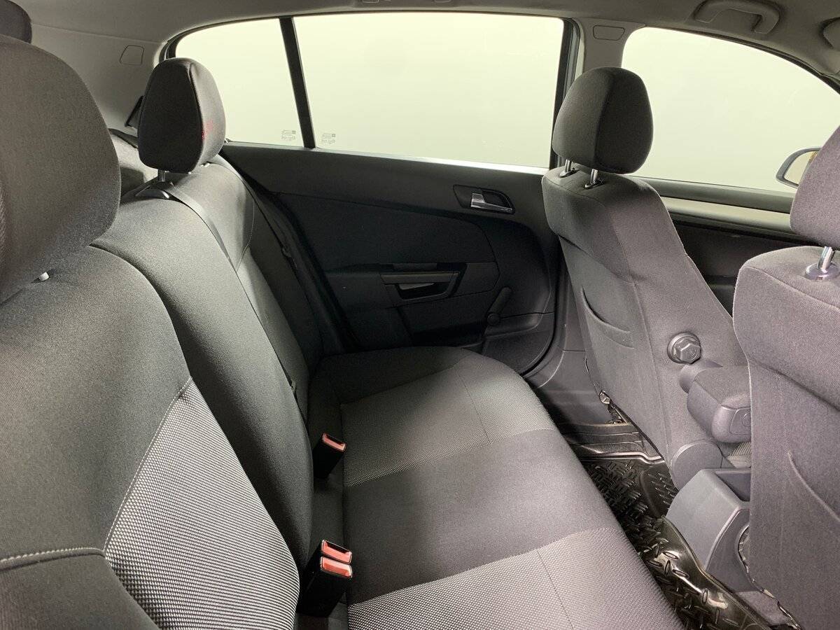 Opel Astra, 2010 Фото №17