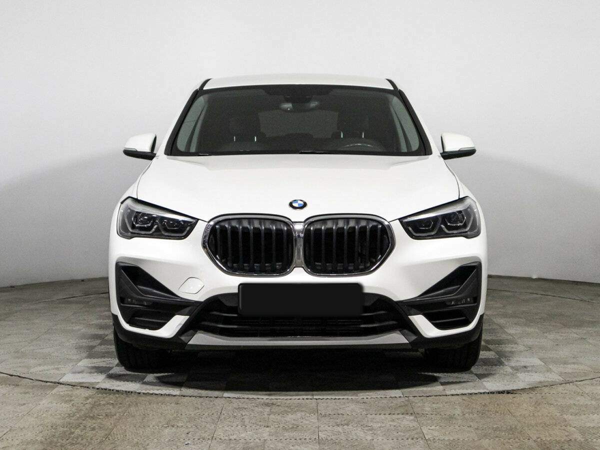 BMW X1 18i sDrive, 2019 - 59 009 км. | Фото №2