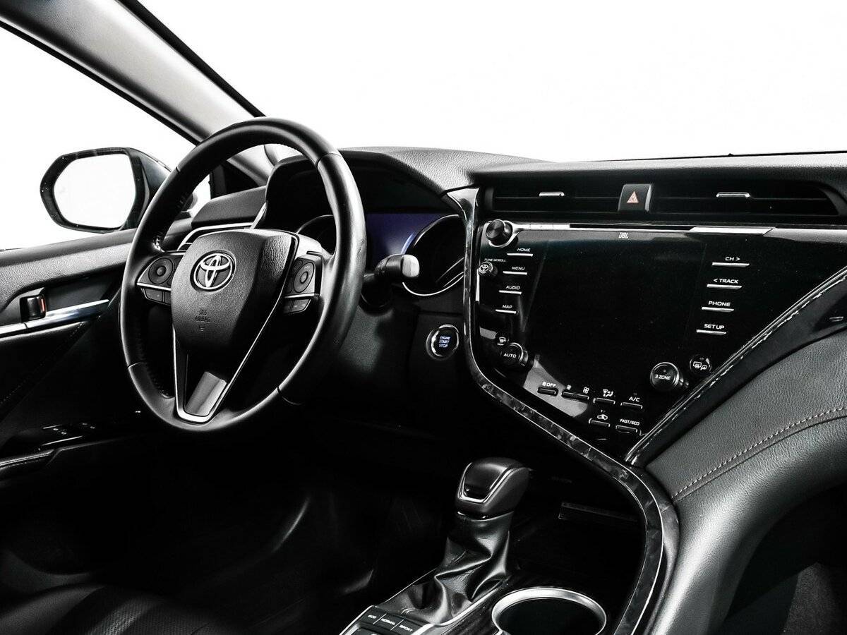 Toyota Camry, 2018 Фото №9