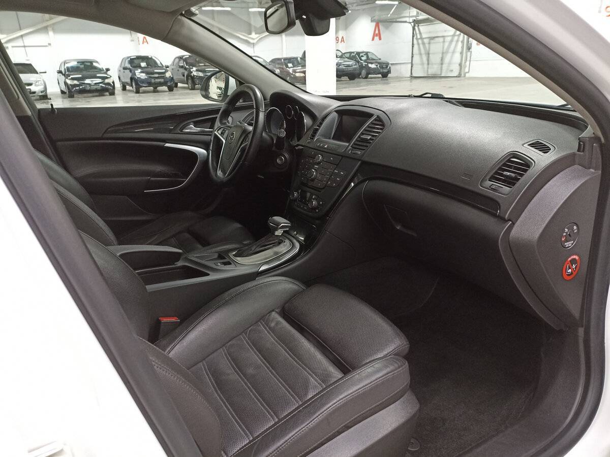 Opel Insignia, 2011 Фото №11