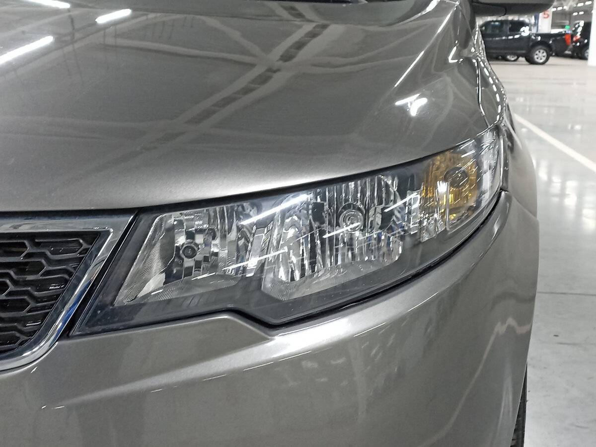 Kia Cerato, 2011 Фото №17