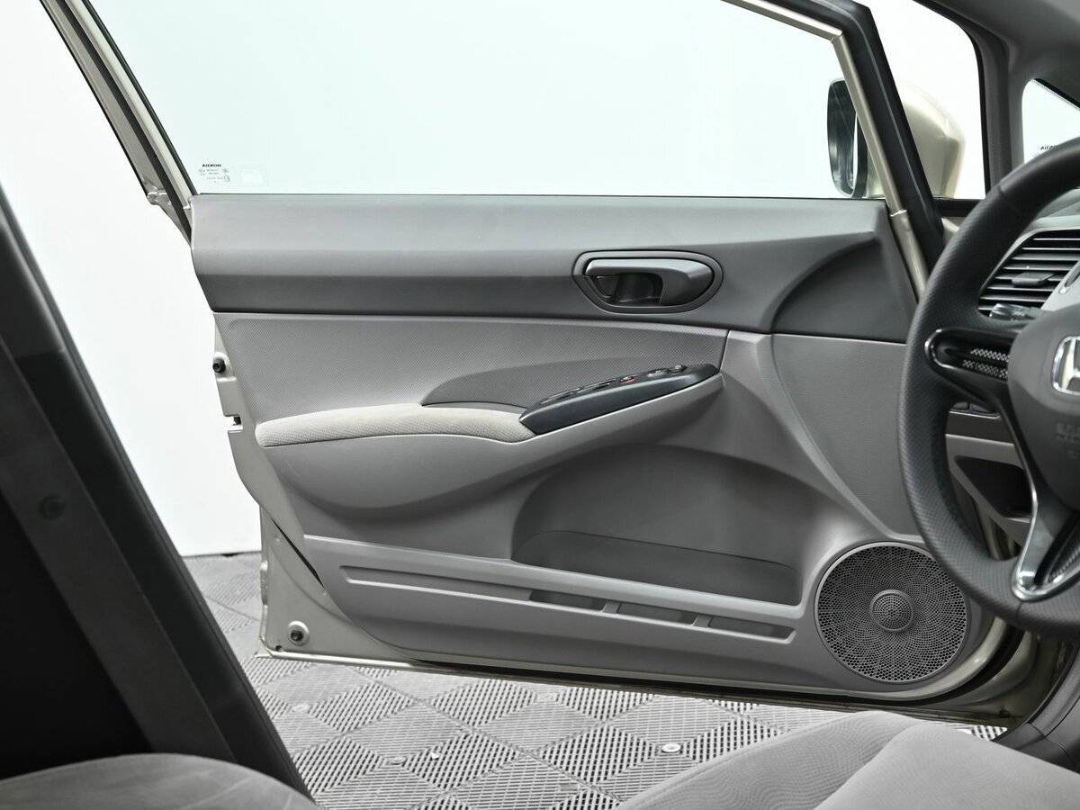 Honda Civic, 2008 - 167 000 км. | Фото №6