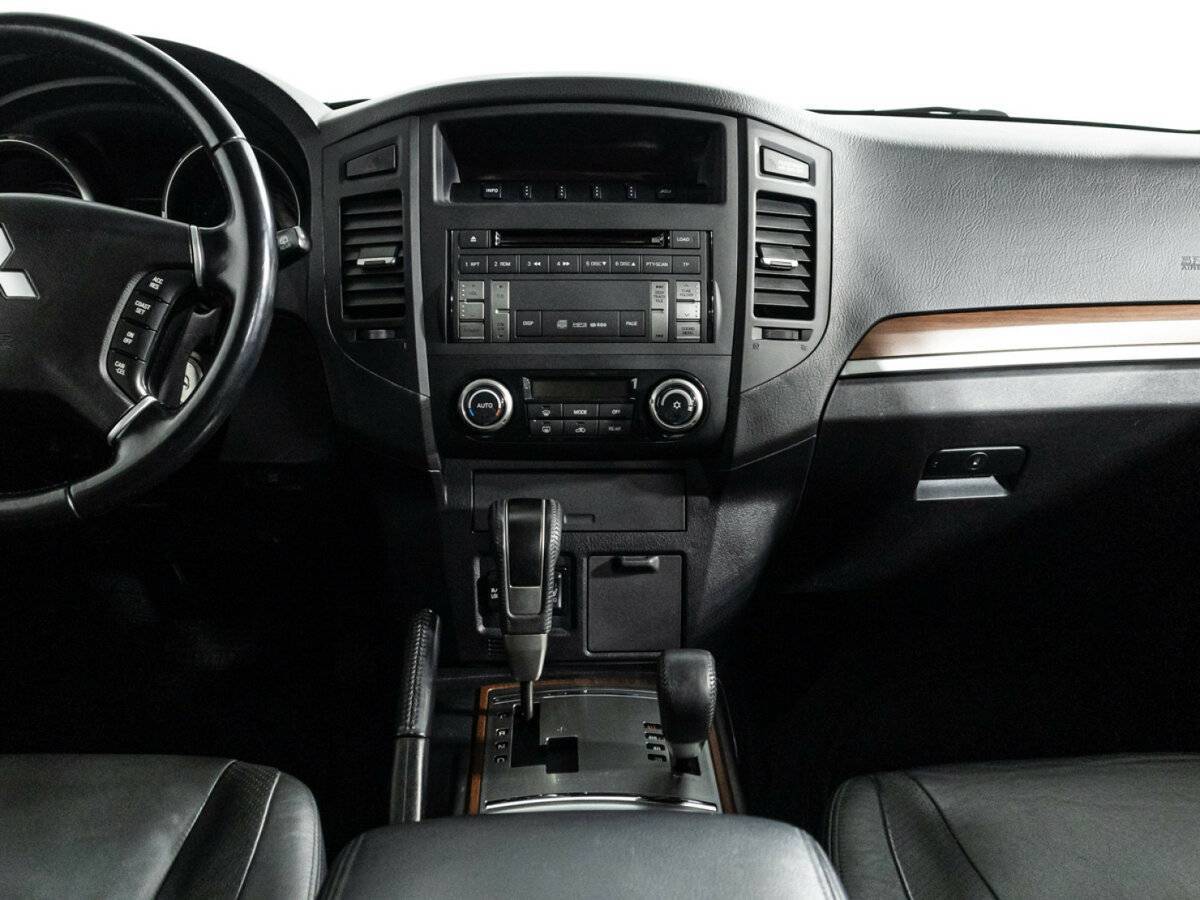 Mitsubishi Pajero, 2007 Фото №14